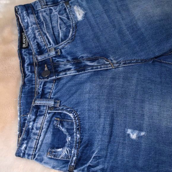 Blank NYC Madison Crop Destroyed Jeans Size 24 High Rise Frayed Hem Denim - Picture 13 of 15